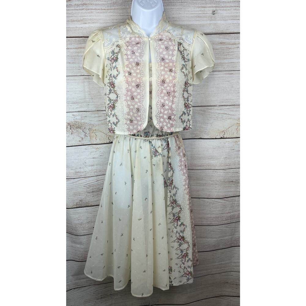 Vintage Montgomery Ward 1970's Two-Piece Set Sheer Lightweight Floral Printed Dr